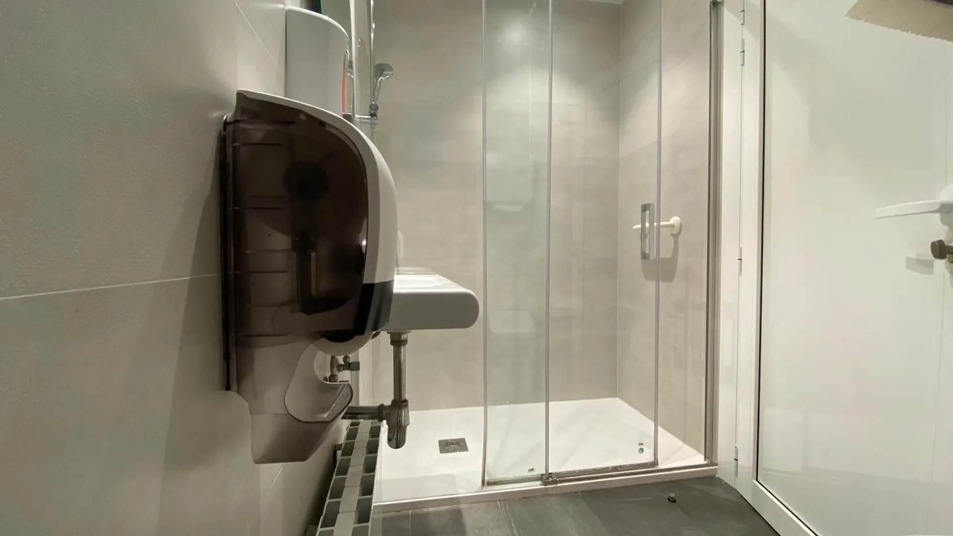 Hostal Bestprice Barcelona Stadium