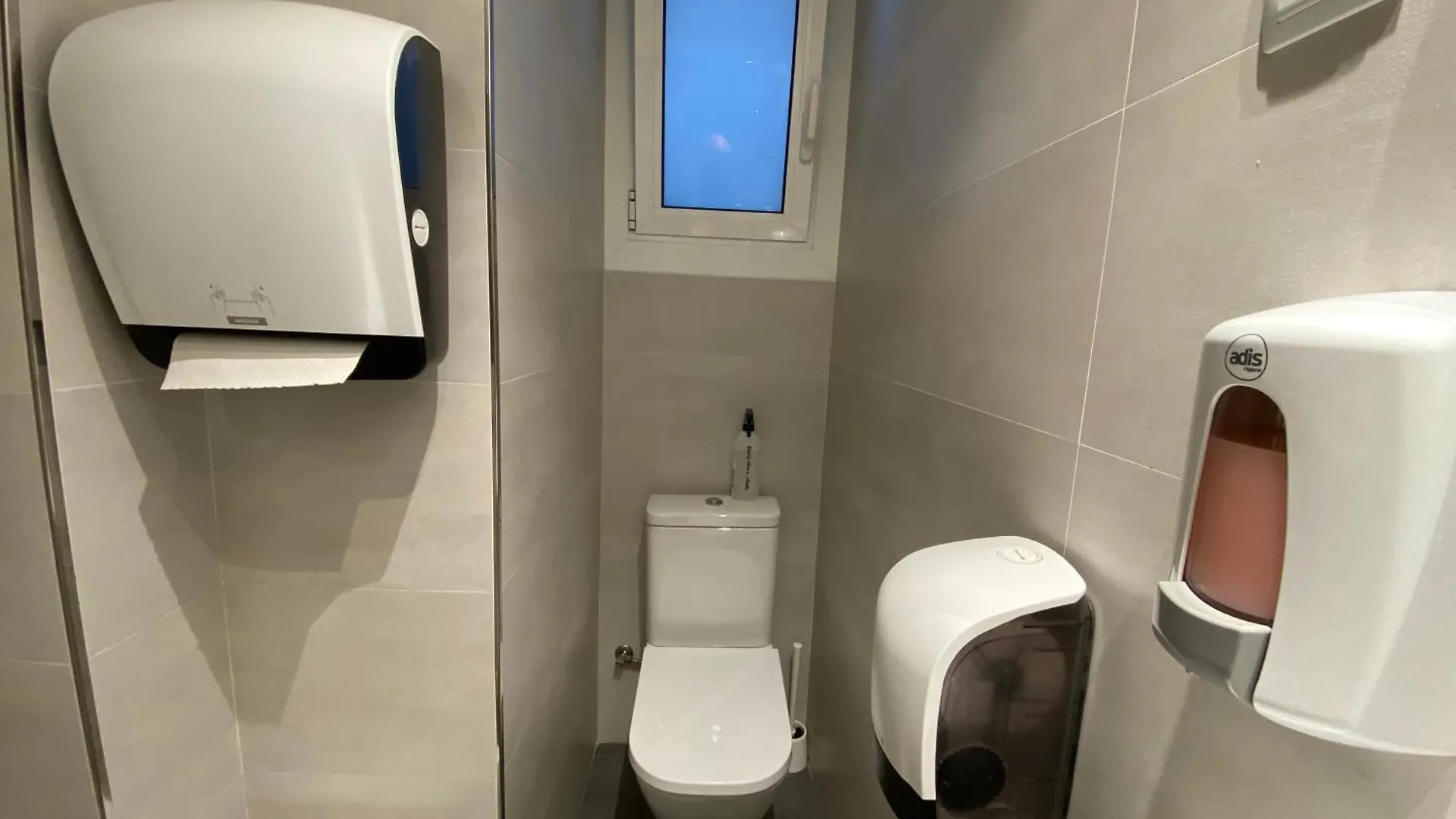 Hostal Bestprice Barcelona Stadium 0*,  Hiszpania